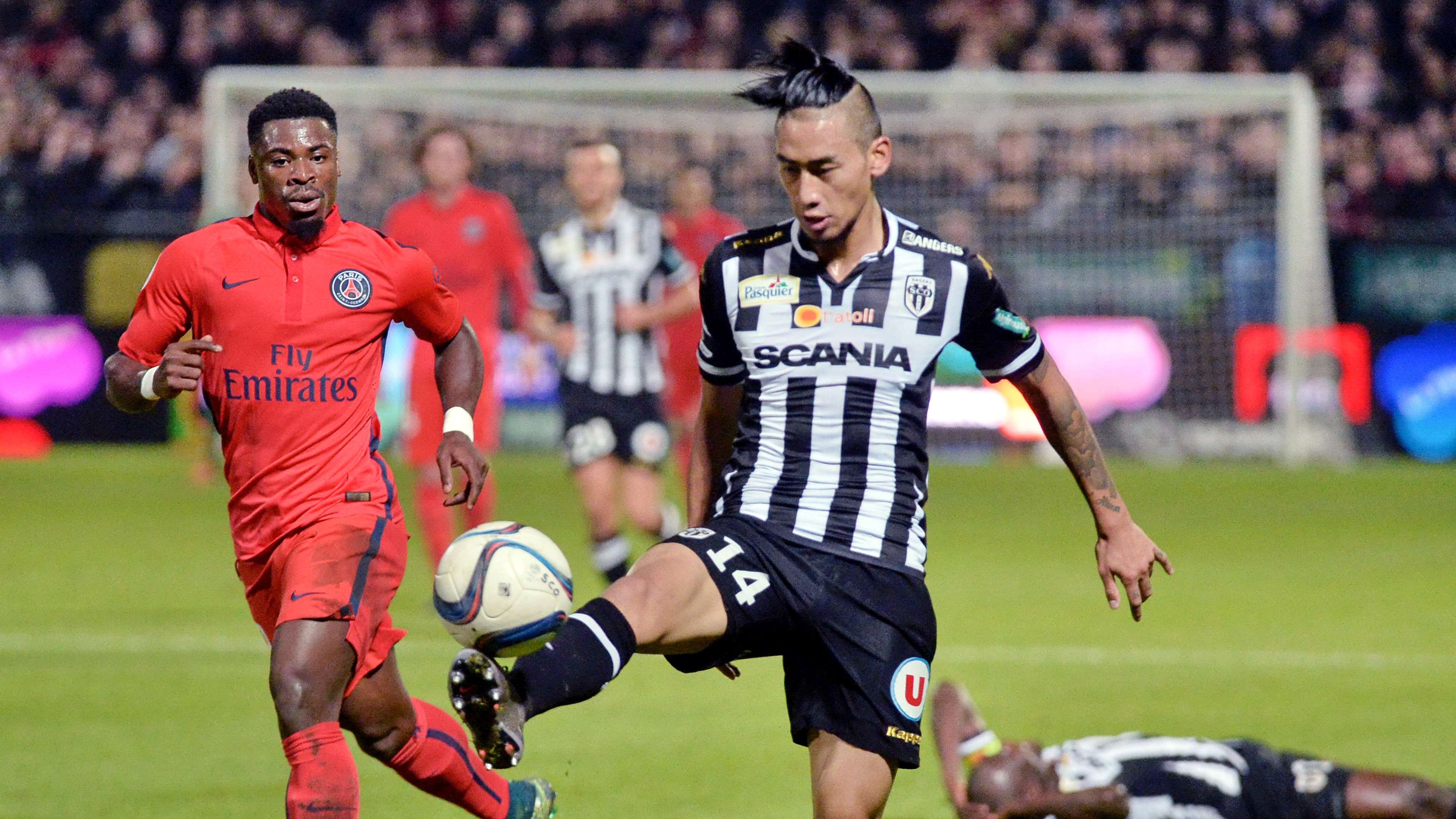 球迷们得以 球迷们得以