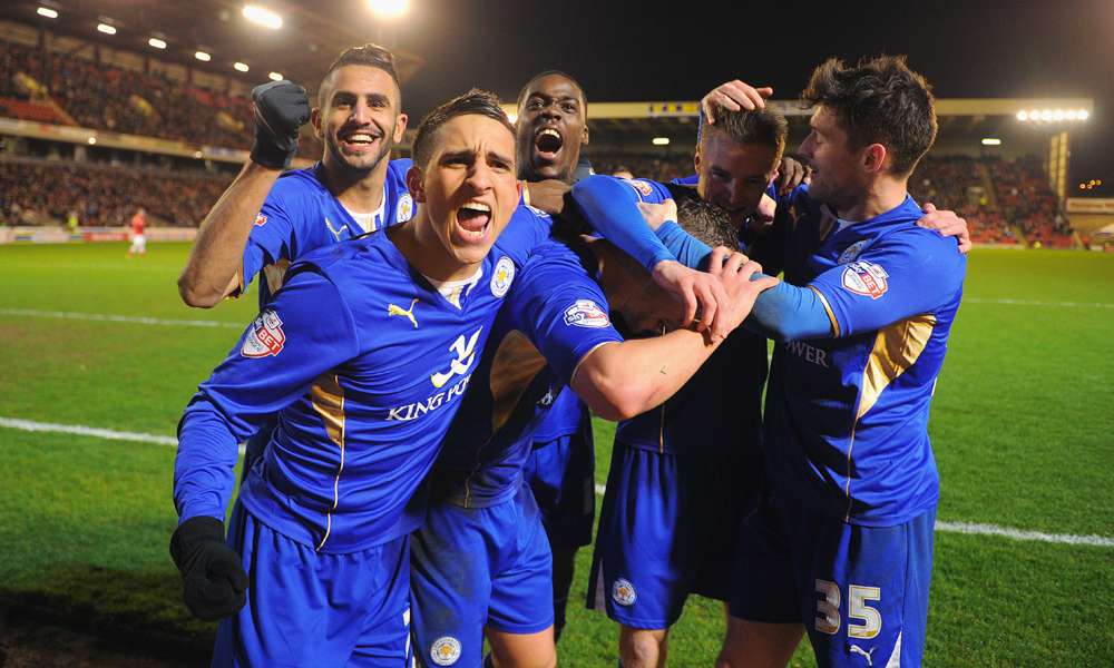 比中屡屡奏 比中屡屡奏